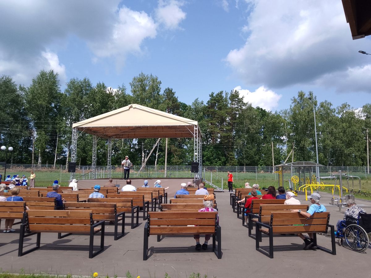 Визит работников районного дворца культуры